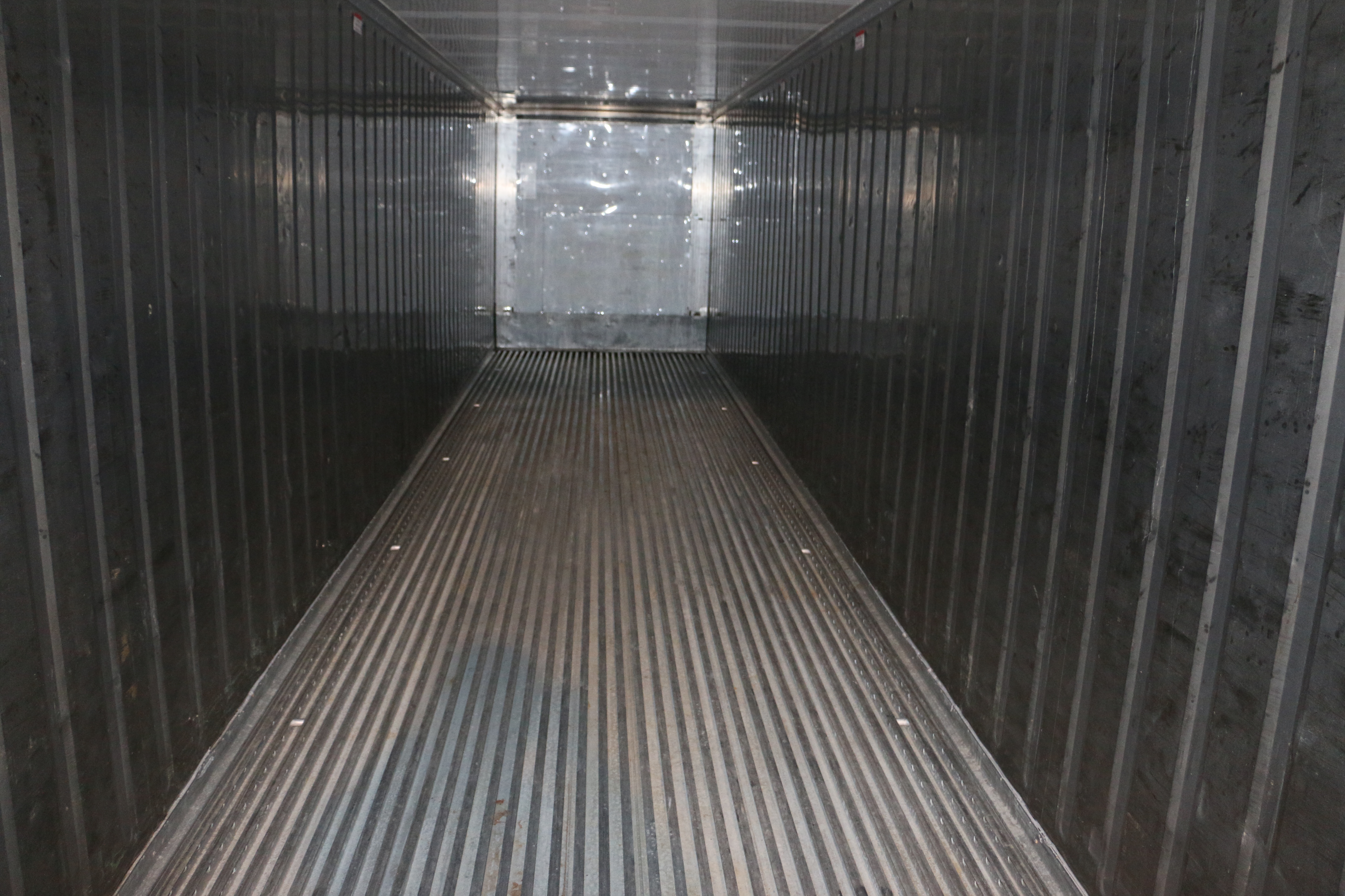 refrigerated shipping container construction